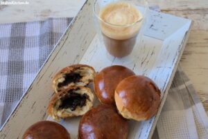 Privat: Chocolate Buns {nach Jamie Oliver}